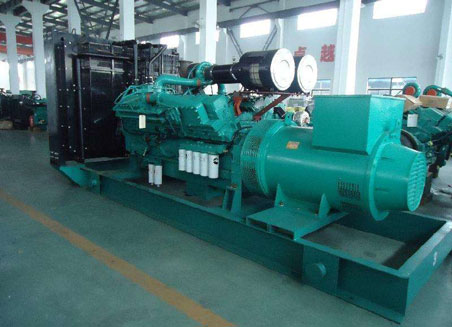临邑800kw康明斯柴油发电机组